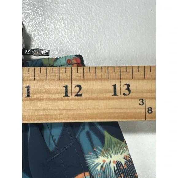 Patagonia Baggies Longs Shorts Men XS Blue Floral Bird Print Recycled Nylon 7" - Picture 8 of 13